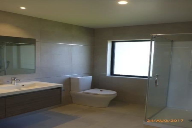 Photo of property in 32 Kaimanawa Road, Karaka, Papakura, 2113