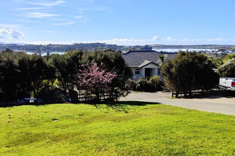 Photo of property in 8 Daphne Place, Mangawhai, 0505