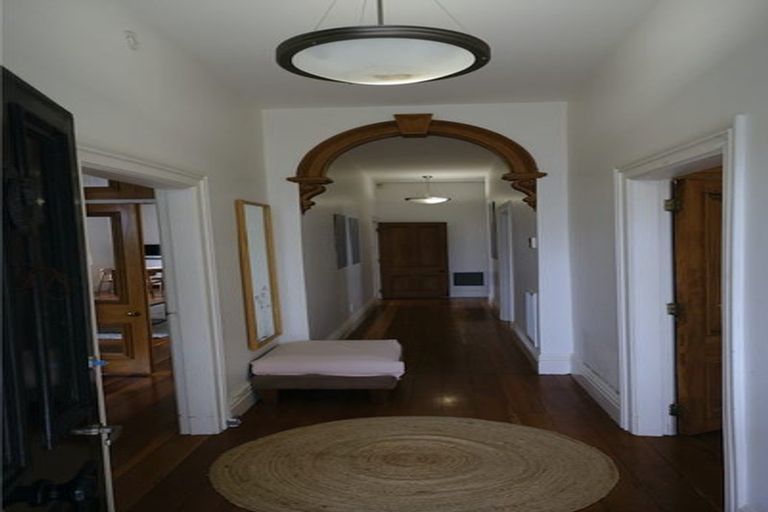 Photo of property in 27 Bidwill Street, Mount Cook, Wellington, 6021