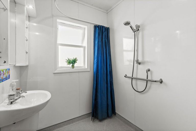 Photo of property in 5 Laws Place, Pirimai, Napier, 4112
