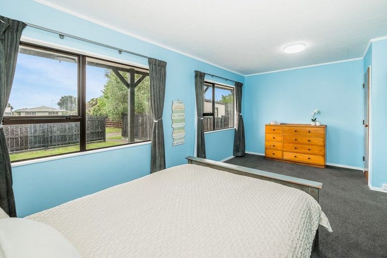 Photo of property in 43 Parakai Street, Paraparaumu, 5032