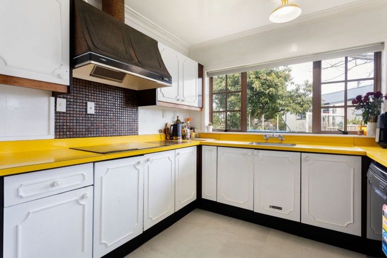 Photo of property in 4 Byron Street, Leamington, Cambridge, 3432