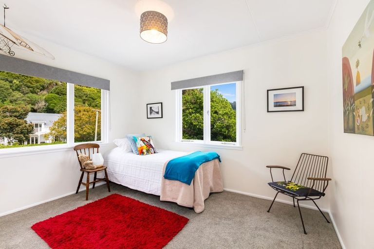 Photo of property in 304 Muritai Road, Eastbourne, Lower Hutt, 5013