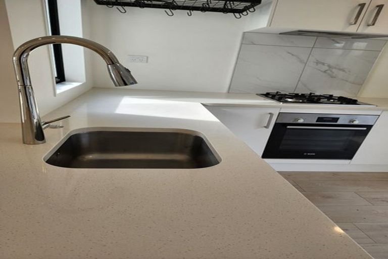 Photo of property in 36a Poruru Close, Papakura, 2110