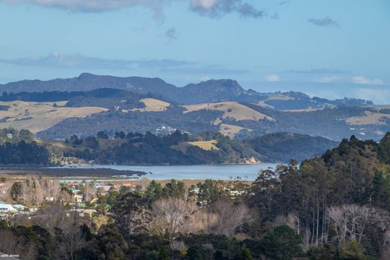 Photo of property in 285 Bellville Drive, Coromandel, 3506