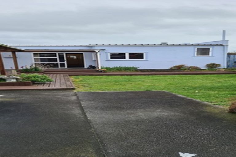 Photo of property in 44 Monckton Street, Feilding, 4702