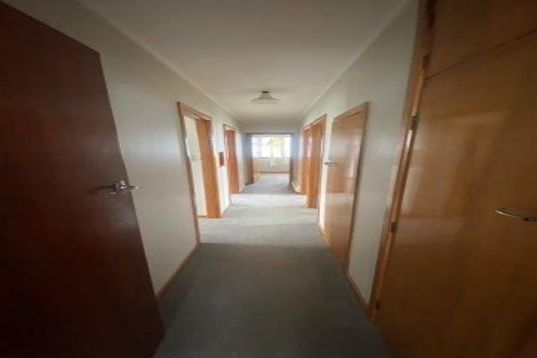 Photo of property in 37 Napier Road, Havelock North, 4130