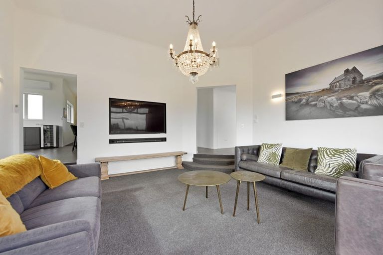 Photo of property in 19 Petra Way, Upper Moutere, 7173