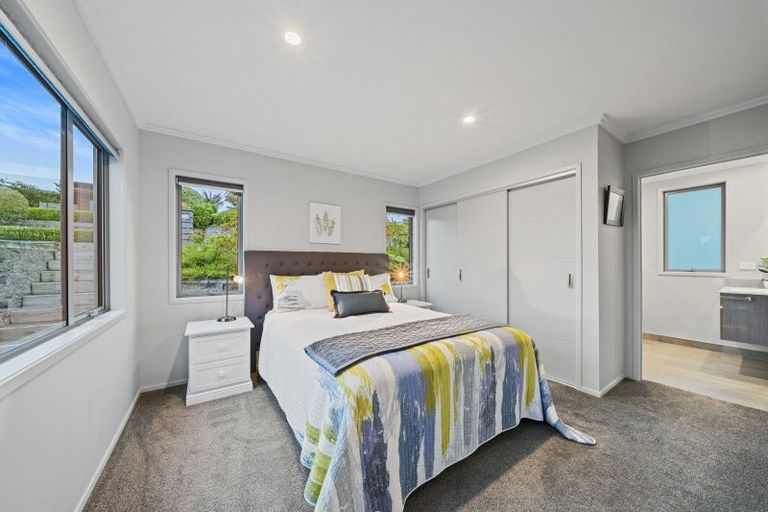 Photo of property in 2 Stonedale Drive, Pukekohe, 2120