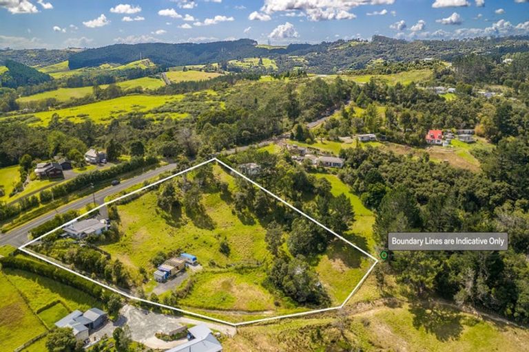 Photo of property in 80 Wishart Road, Helensville, 0875