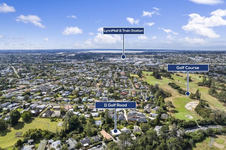 Photo of property in 11 Golf Road, New Lynn, Auckland, 0600