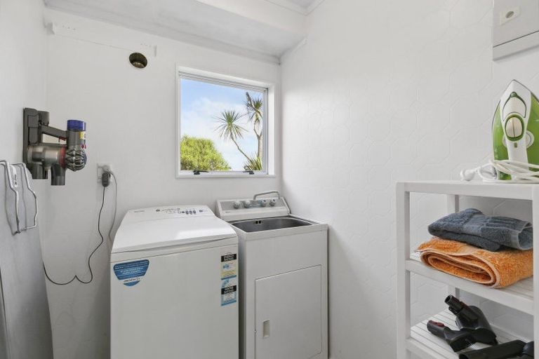 Photo of property in 94 Montgomery Avenue, Karori, Wellington, 6012