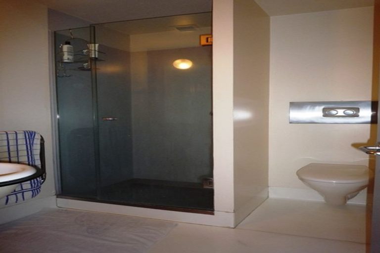 Photo of property in St Pauls Apartments, 42/43 Mulgrave Street, Thorndon, Wellington, 6011