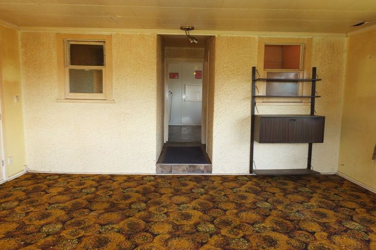 Photo of property in 43 Park Street, Foxton, 4814