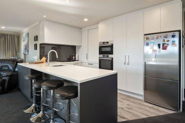 Photo of property in 12 Russell Street, Picton, 7220