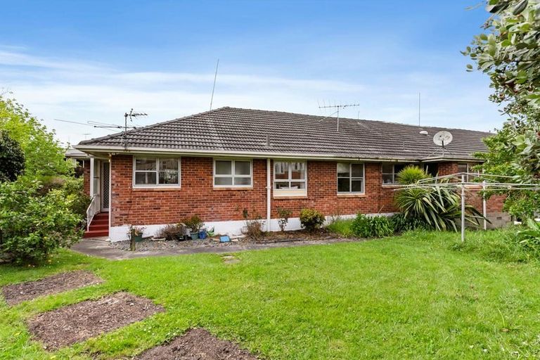 Photo of property in 1/159 Coronation Road, Hillcrest, Auckland, 0627