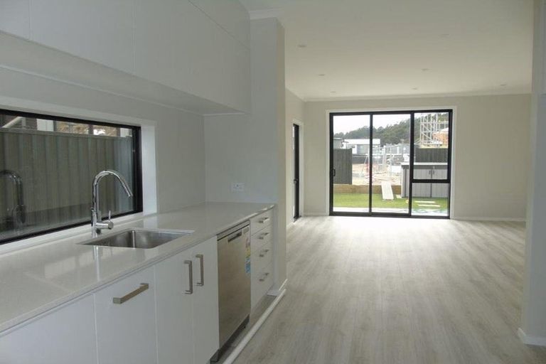 Photo of property in 13 Balmerino Lane, Wallaceville, Upper Hutt, 5018