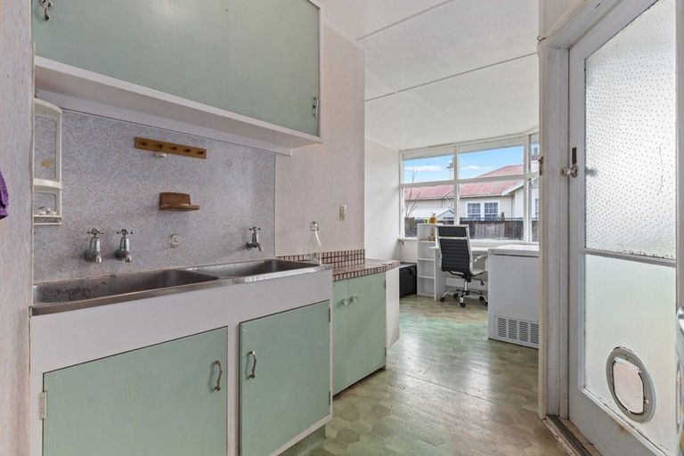 Photo of property in 2 Henton Street, Te Aroha, 3320