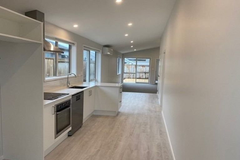 Photo of property in 17a Tiria Drive, Papamoa Beach, Papamoa, 3118