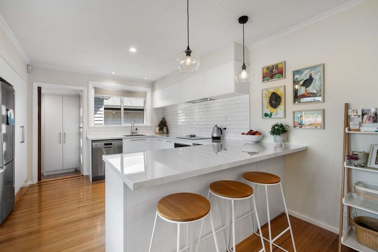 Photo of property in 32 Wyn Street, Hoon Hay, Christchurch, 8025