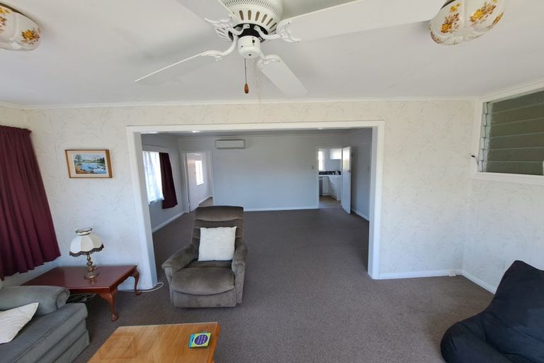 Photo of property in 67 Bluegum Road, Paraparaumu Beach, Paraparaumu, 5032