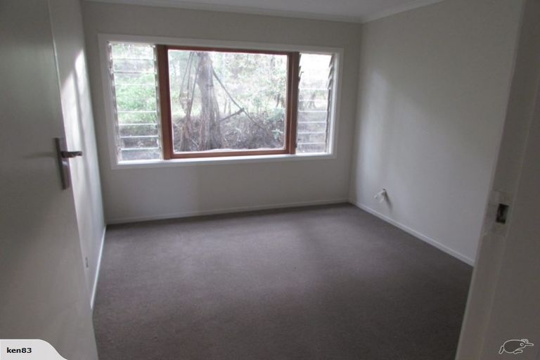 Photo of property in 52 Tinopai Road, Titirangi, Auckland, 0604