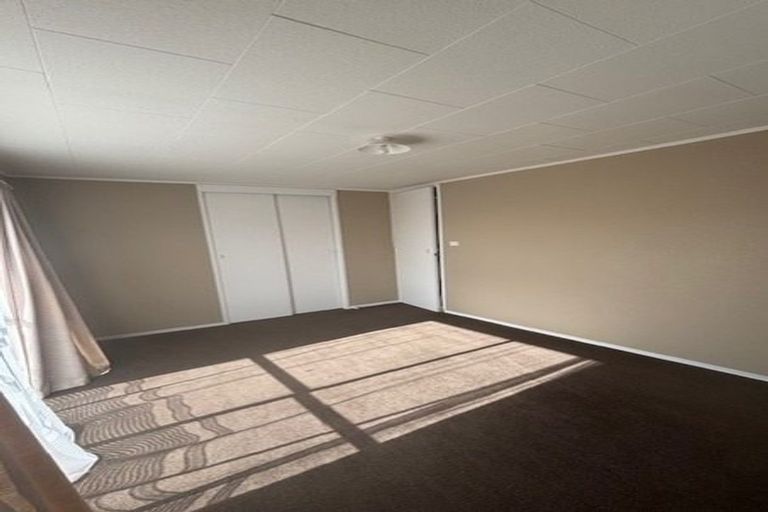 Photo of property in 17 Burns Street, Dannevirke, 4930