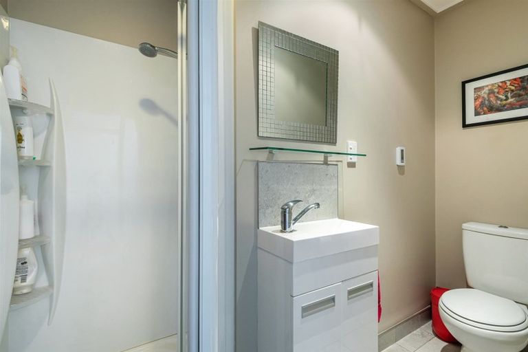 Photo of property in 173b Mokoia Road, Birkenhead, Auckland, 0626