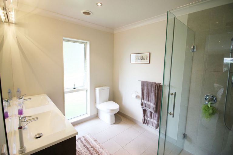 Photo of property in 258 Thornton Road, Cambridge, 3496