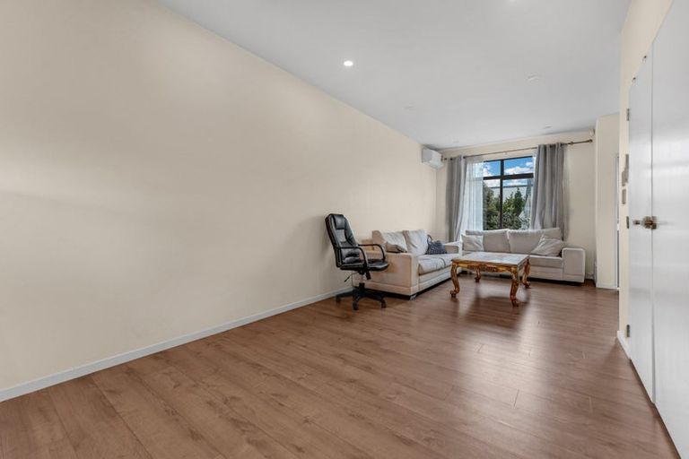 Photo of property in 105 Te Aparangi Road, Papakura, 2110