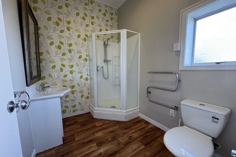 Photo of property in 86 Glamorgan Drive, Torbay, Auckland, 0630