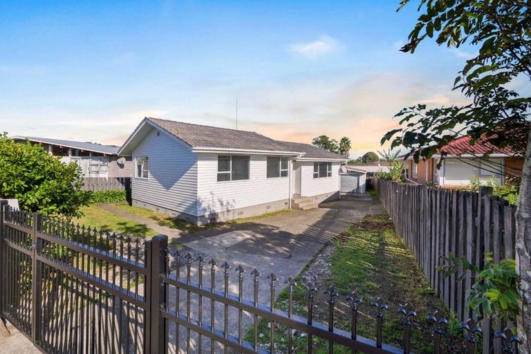 Photo of property in 161 Dawson Road, Clover Park, Auckland, 2023