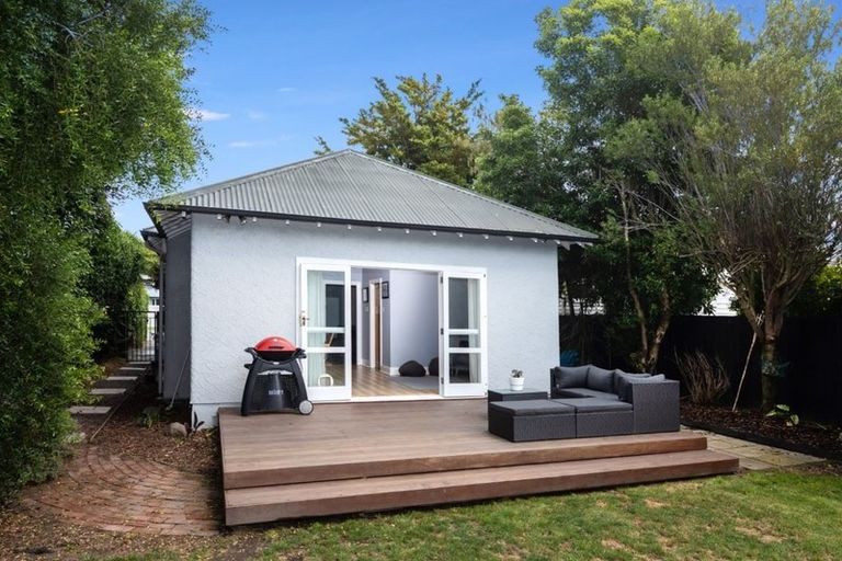 Photo of property in 128 Slater Street, Richmond, Christchurch, 8013