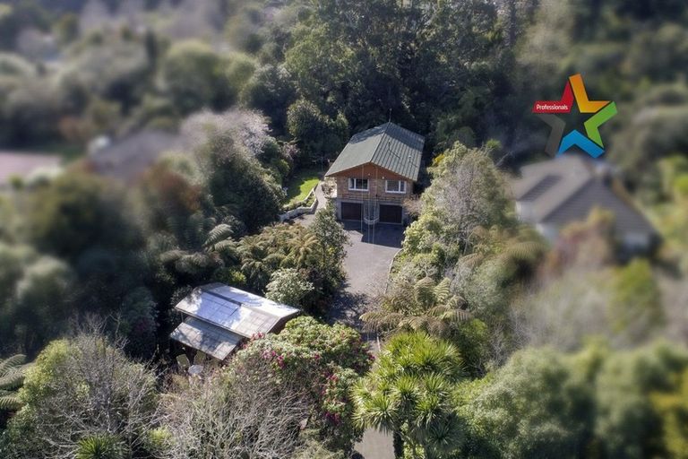 Photo of property in 455 Stokes Valley Road, Stokes Valley, Lower Hutt, 5019
