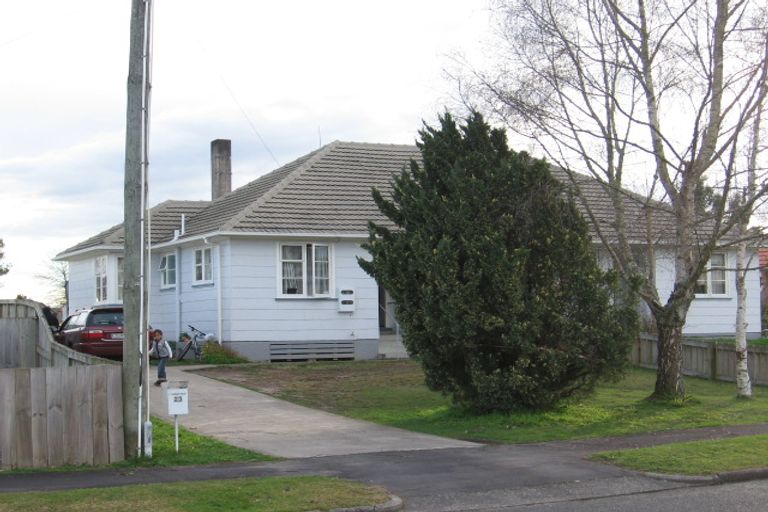 Photo of property in 27 Churchill Avenue, Maeroa, Hamilton, 3200