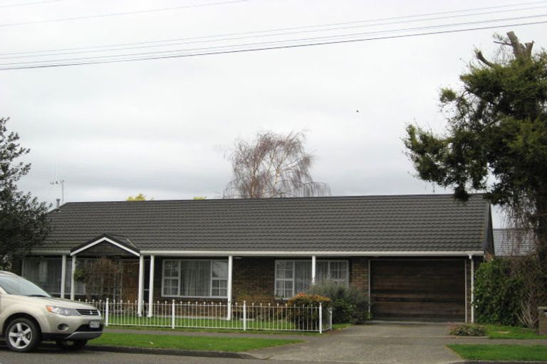 Photo of property in 120 Winchester Street, Levin, 5510