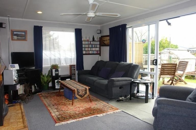 Photo of property in 7 Hollyford Avenue, Bryndwr, Christchurch, 8053