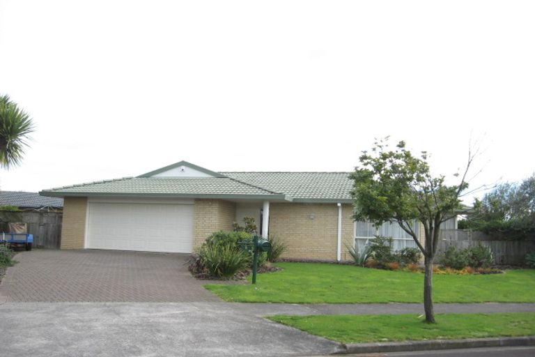 Photo of property in 6 Flora Place, Wattle Downs, Auckland, 2103