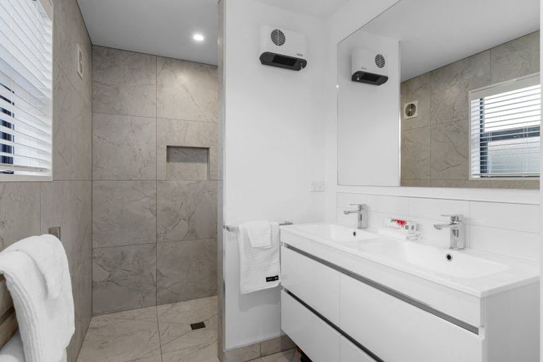 Photo of property in 57 Watford Street, Strowan, Christchurch, 8052