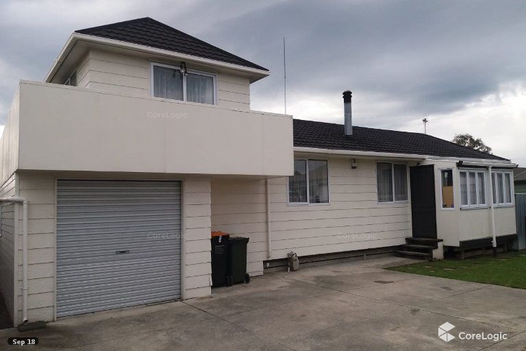 Photo of property in 11 Perrin Place, Kelvin Grove, Palmerston North, 4414
