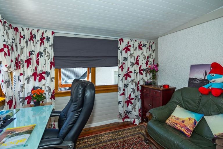 Photo of property in 5 Campbell Street, Geraldine, 7930