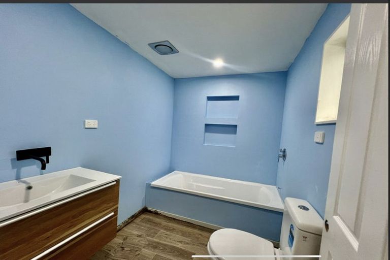 Photo of property in 26 Nile Road, Kelston, Auckland, 0602