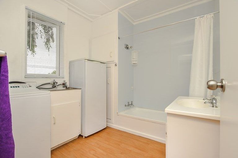 Photo of property in 1/87 Kayes Road, Pukekohe, 2120