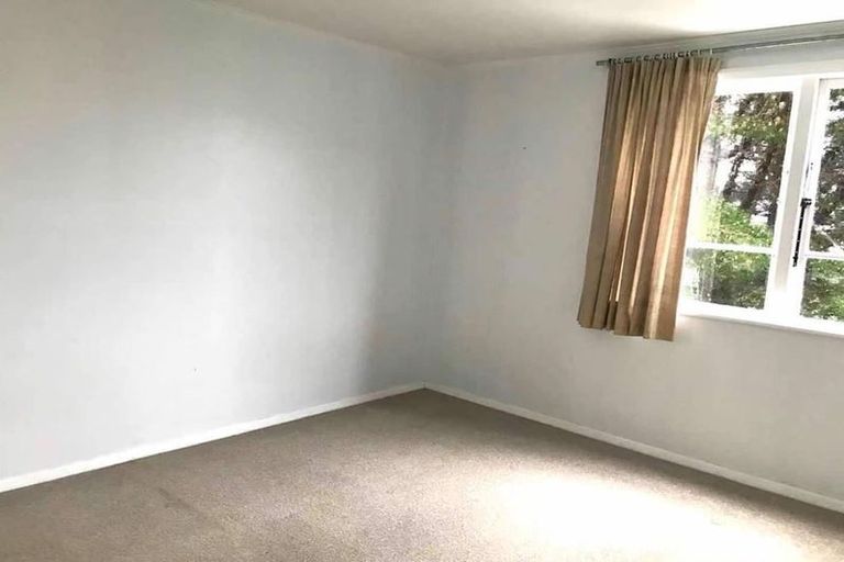 Photo of property in 5 Fraser Street, Wainuiomata, Lower Hutt, 5014