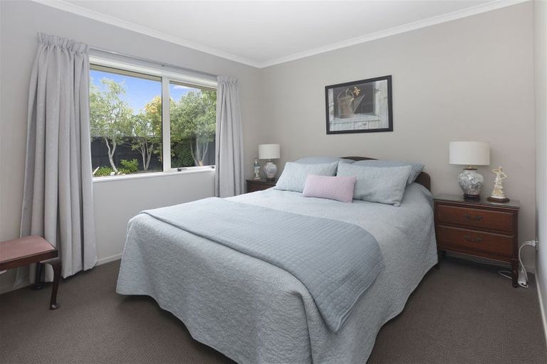 Photo of property in 41 Reka Street, Parklands, Christchurch, 8083