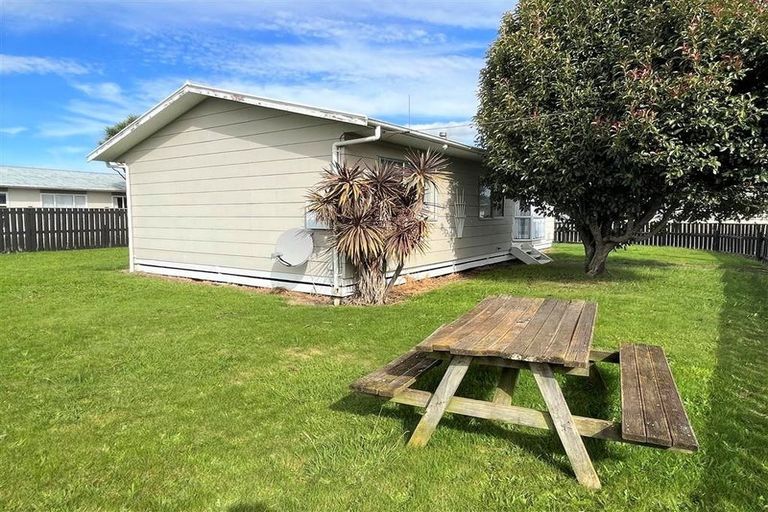 Photo of property in 2 Margaret Street, Solway, Masterton, 5810