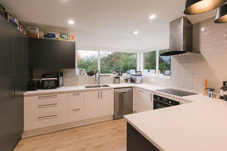 Photo of property in 23b Pahiatua Street, Hokowhitu, Palmerston North, 4410