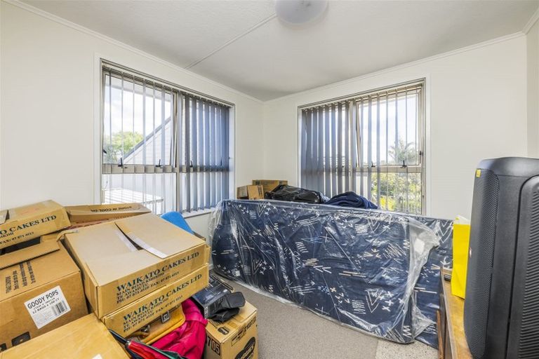 Photo of property in 21 Olive Crescent, Papatoetoe, Auckland, 2025