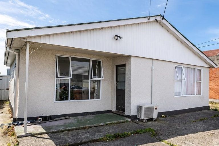 Photo of property in 65 Bradshaw Street, South Dunedin, Dunedin, 9012