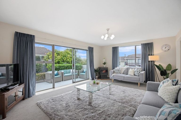 Photo of property in 69 Cheyenne Street, Sockburn, Christchurch, 8042